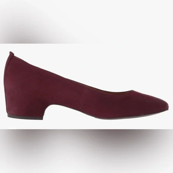 Gentle Souls Deep Red Women's Flats - Picture 10 of 10